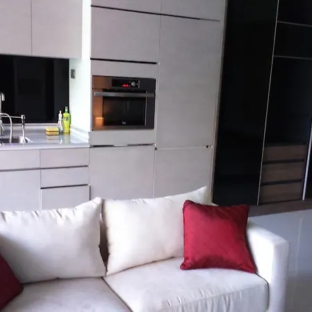 Ananya Beachfront Luxury Apartment Pattaya