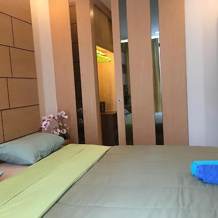 The Chezz By Apple & Frank Apartment Pattaya