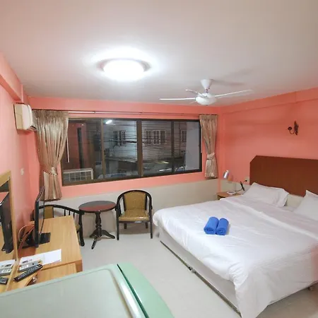 Kingfisher House & Bar Guest house 3*
