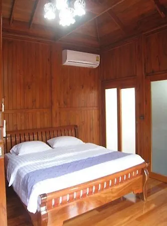 Guest house Wood House Pattaya