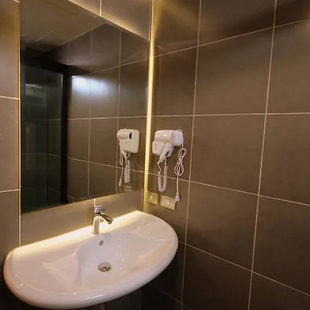 Republic 3*
