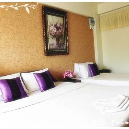 Hotel The Sun & 3*