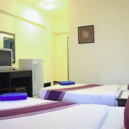 Sawasdee Sabai Hotel