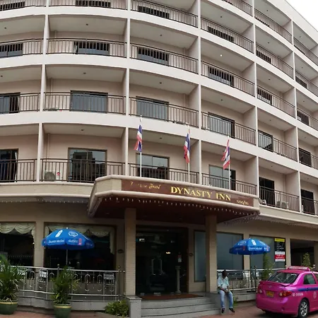 Hotel Dynasty 3*