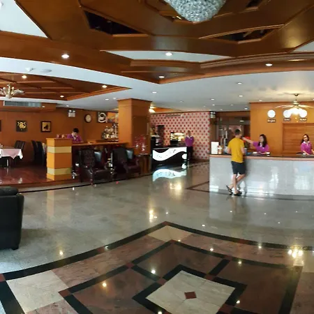 Hotel Dynasty