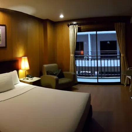 Hotel Dynasty