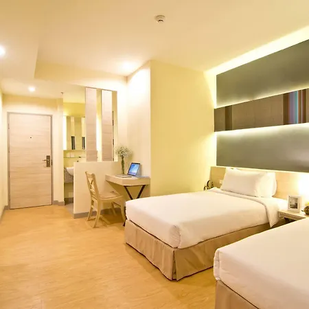 Sunshine One Hotel