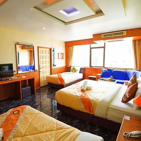 Mr. Mac's Hotel 2*