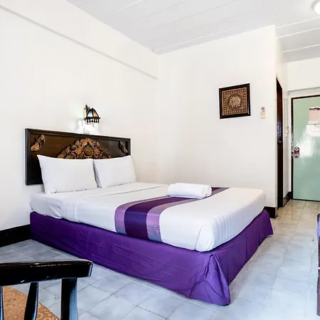 Sawasdee Sabai Hotel