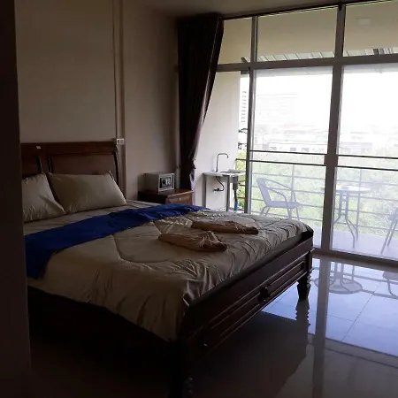Apartment New Sorot House *