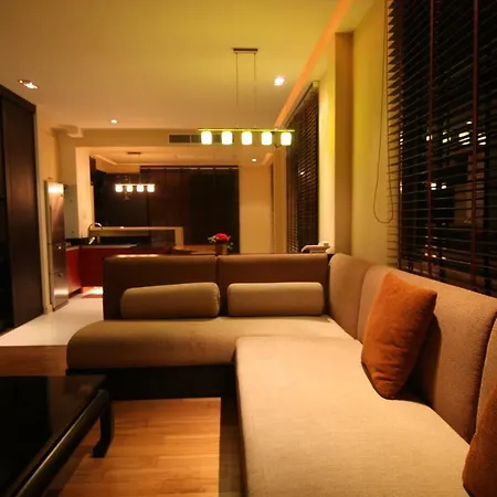 Apartment Tower 7