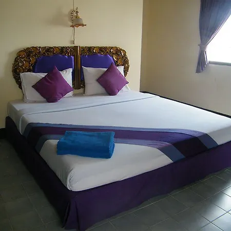 Hotel Sawasdee Sabai 2*