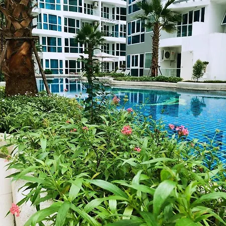 At Soi Buakao 15 By Grand Ave B *