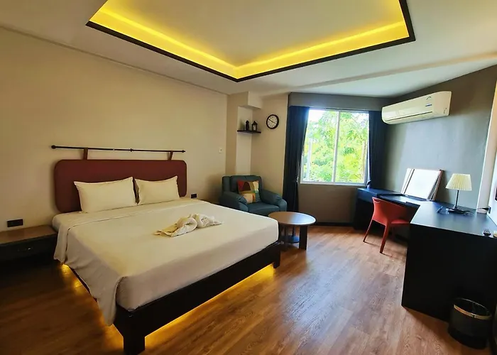 Prs 5993 Hotel & Fitness Club