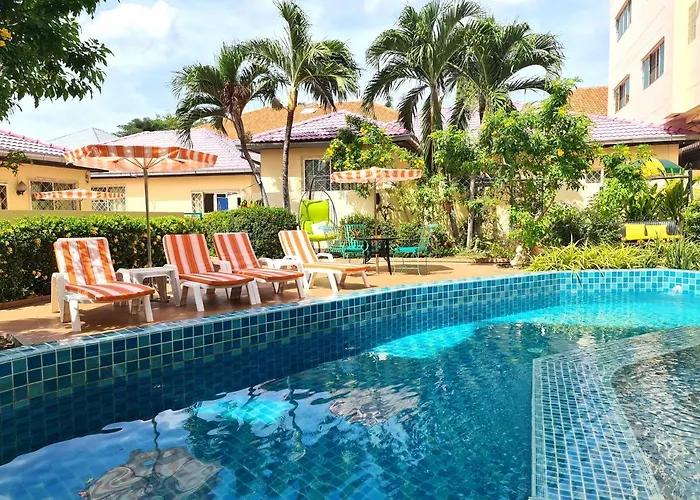 Butterfly Garden Boutique Residences Apts And Villas, A Lifestyle Destination Ex Lg 1-3 Bedroom Units , Full Kitchen, 2 Full Bathrooms, Rain Shower, Spa Bath, Free Bbq, Free Fast Fiber Optic Wifi, Staff 24-7