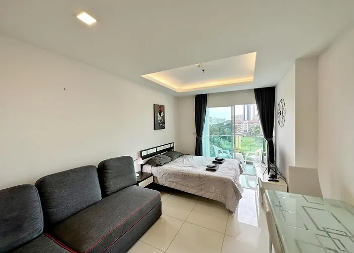One Tower Pattaya Studio Seaview 13