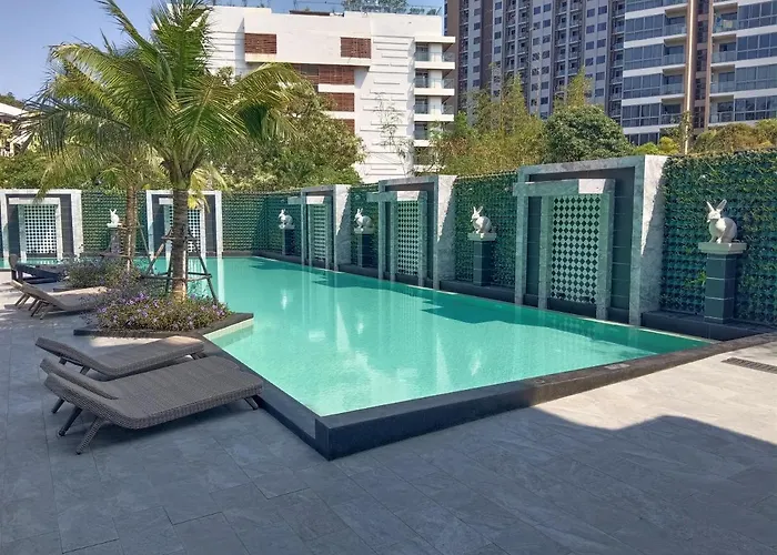Arcadia Center Suites