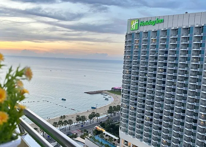 20Fl Beach Front Huge 1-Bed Condo Next To 5-Star Hotels