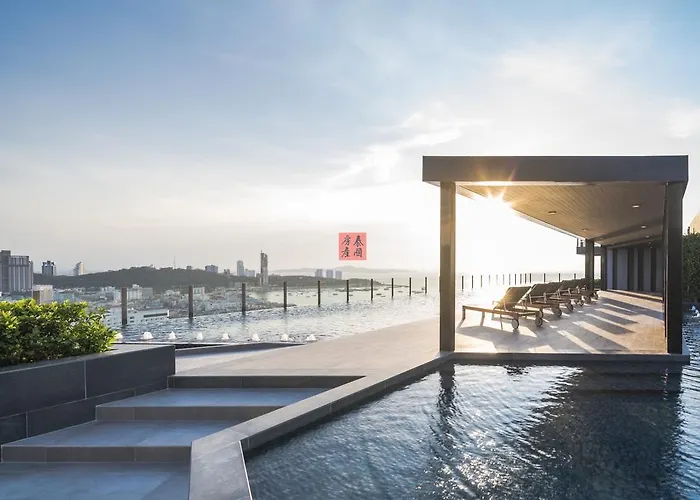 Base Central Pattaya By Alex