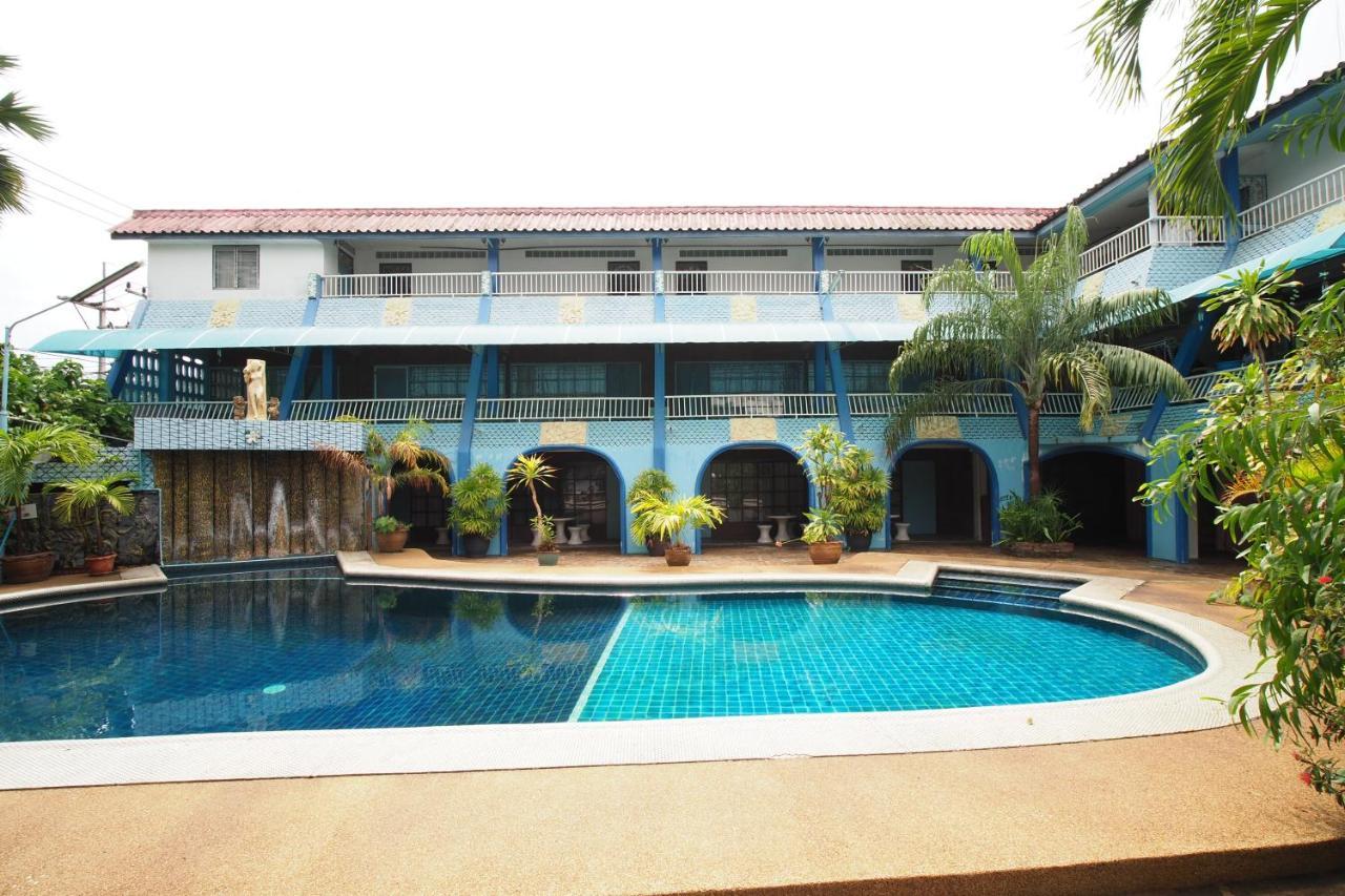 Oyo 1003 Naklua House Hotel