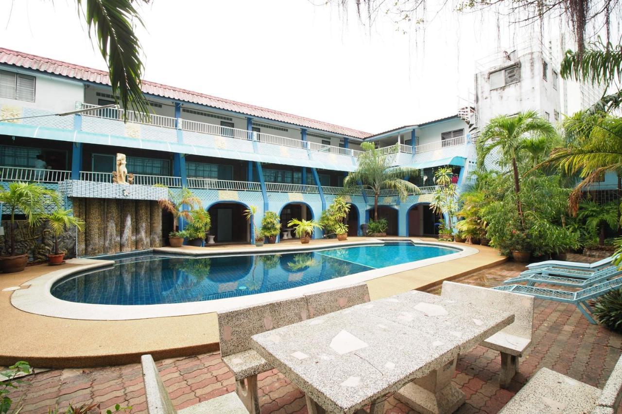 Hotel Oyo 1003 Naklua House