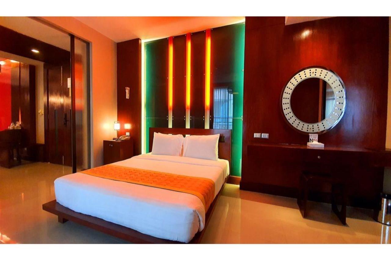 Long Garden & Pavilions Hotel