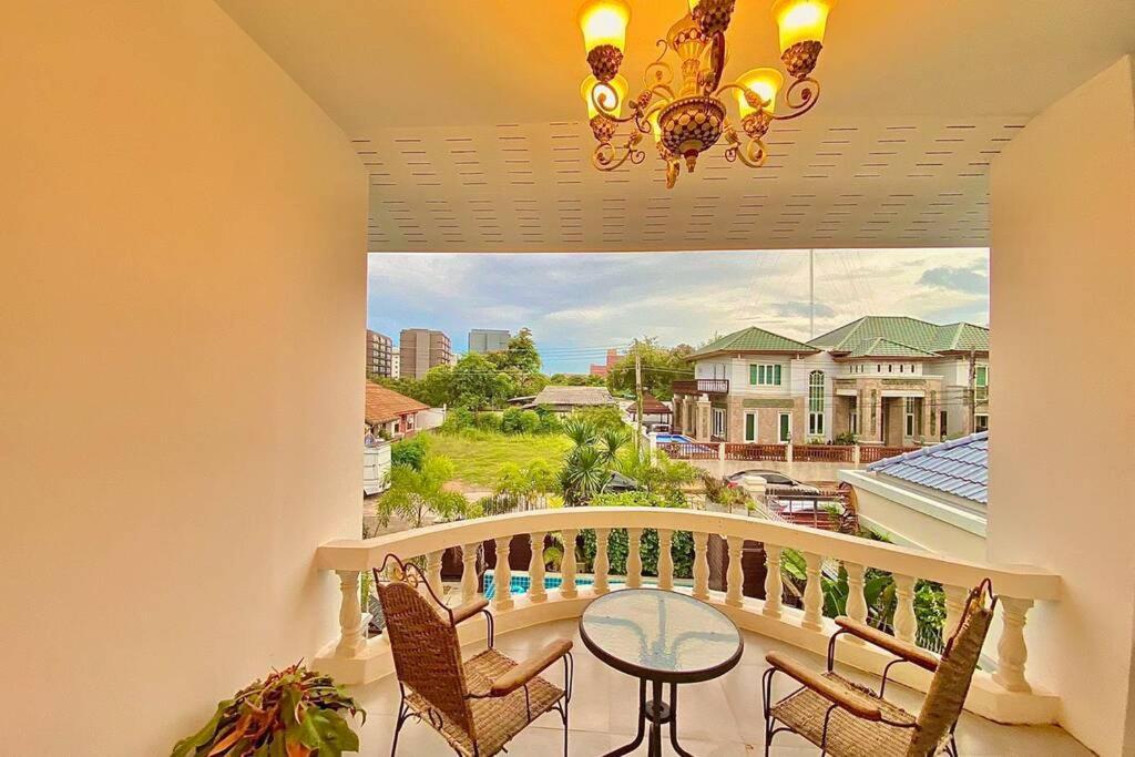 芭提雅,พัทยา,central Pattaya,mordern Style Villa,7br,16-20ppl Villa