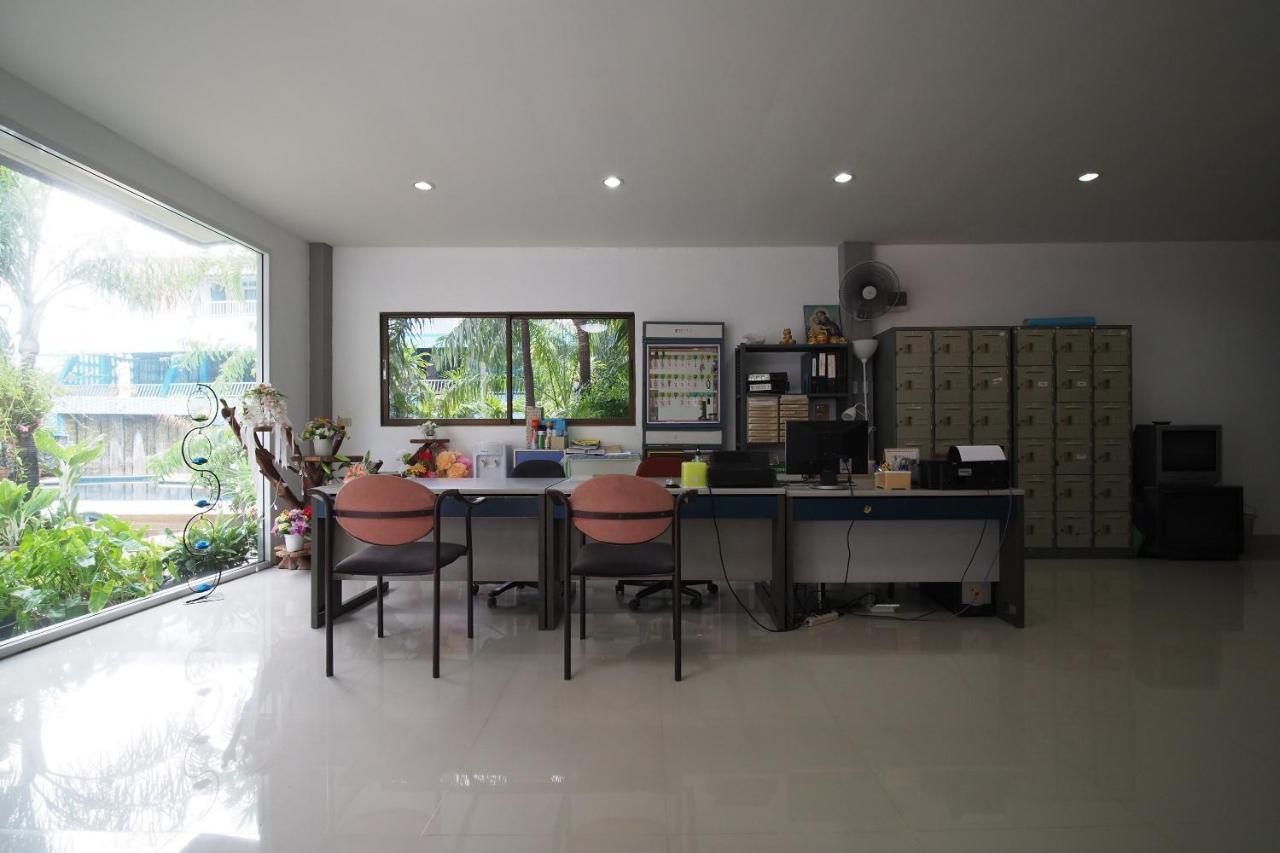 Oyo 1003 Naklua House Hotel