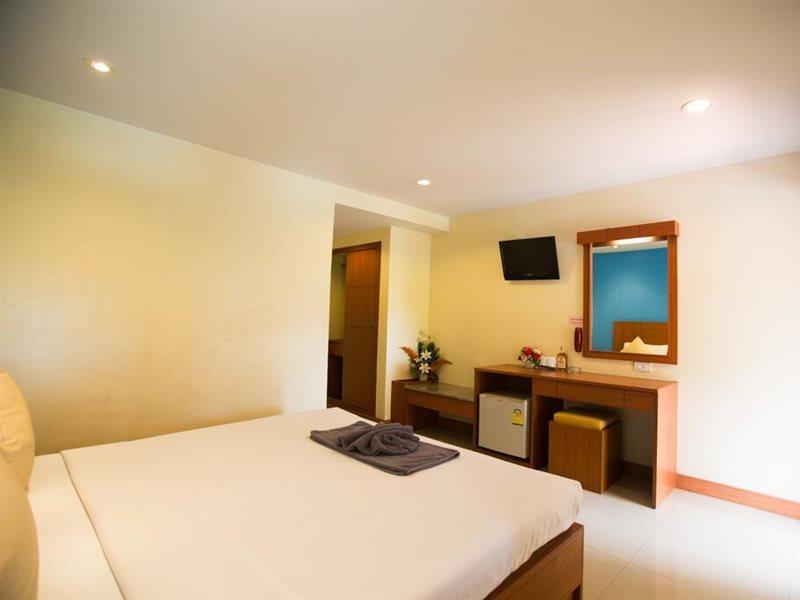 Hotel Twin Palms Pattaya, Sha Extra Certified Pattaya
