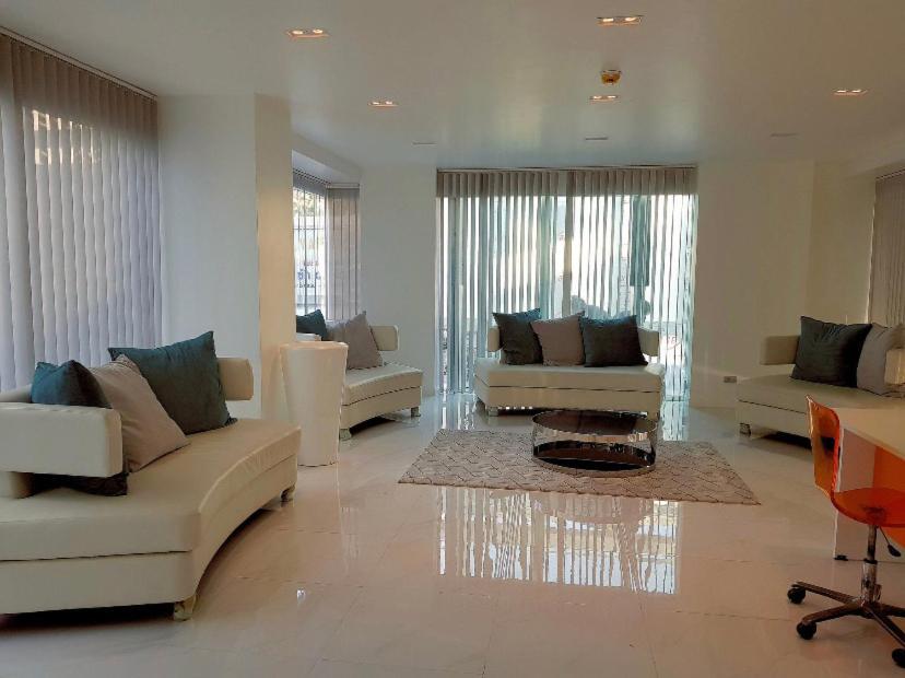 Apartment Center Pattaya