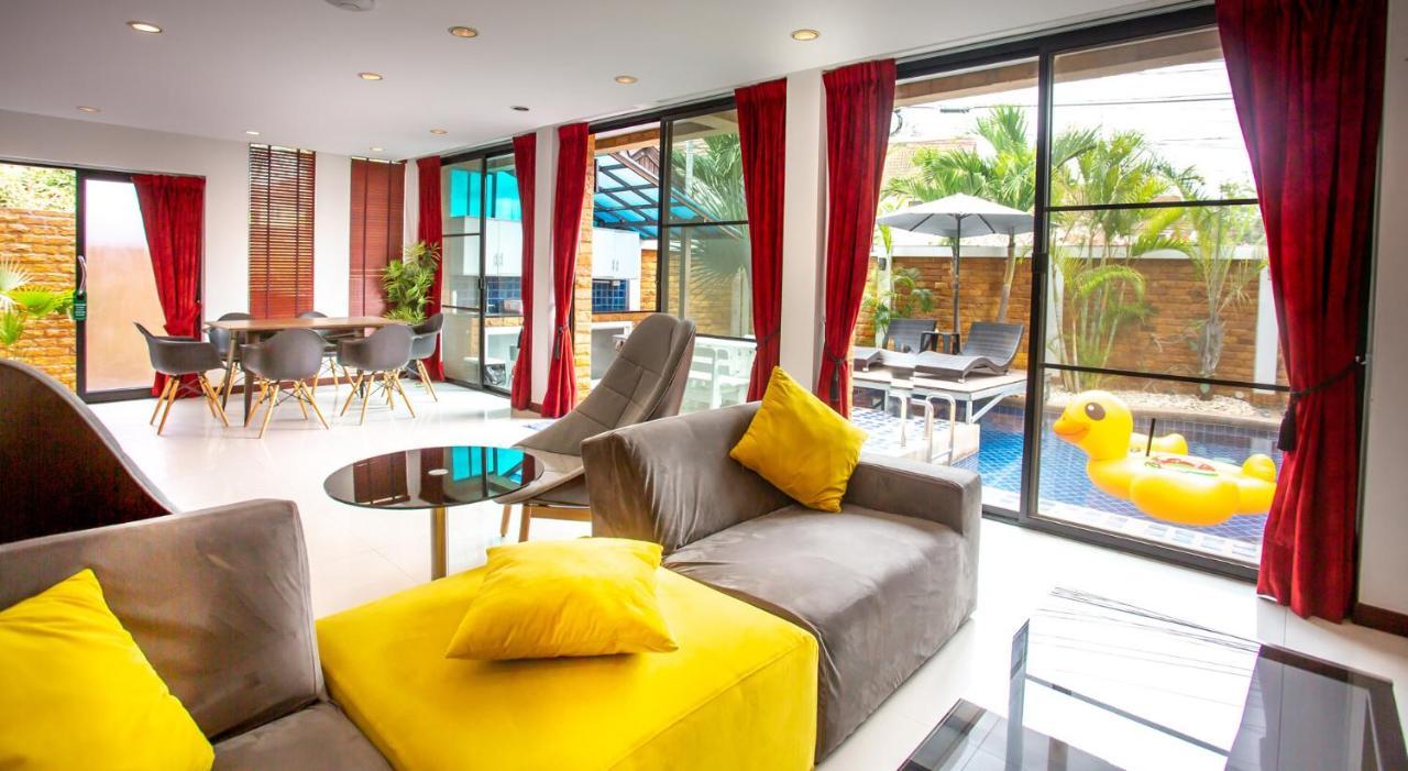 Villa 4poolvillas