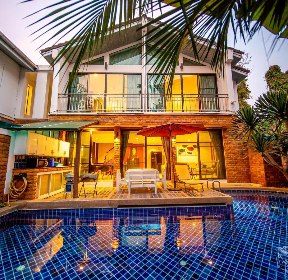 4poolvillas Villa Pattaya