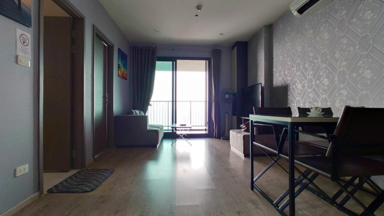 อพาร์ทเม้น Sea View Rooftop Pool Pattaya