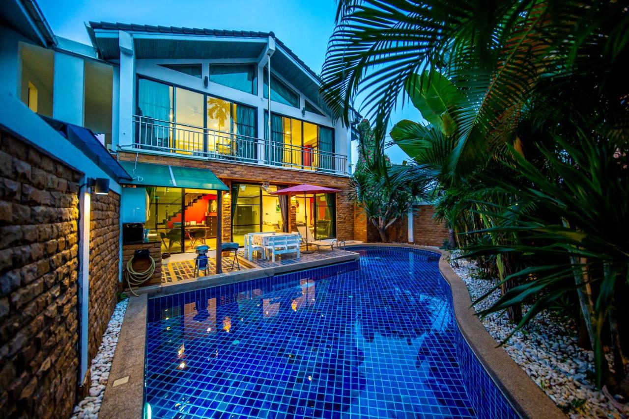 Villa 4poolvillas *