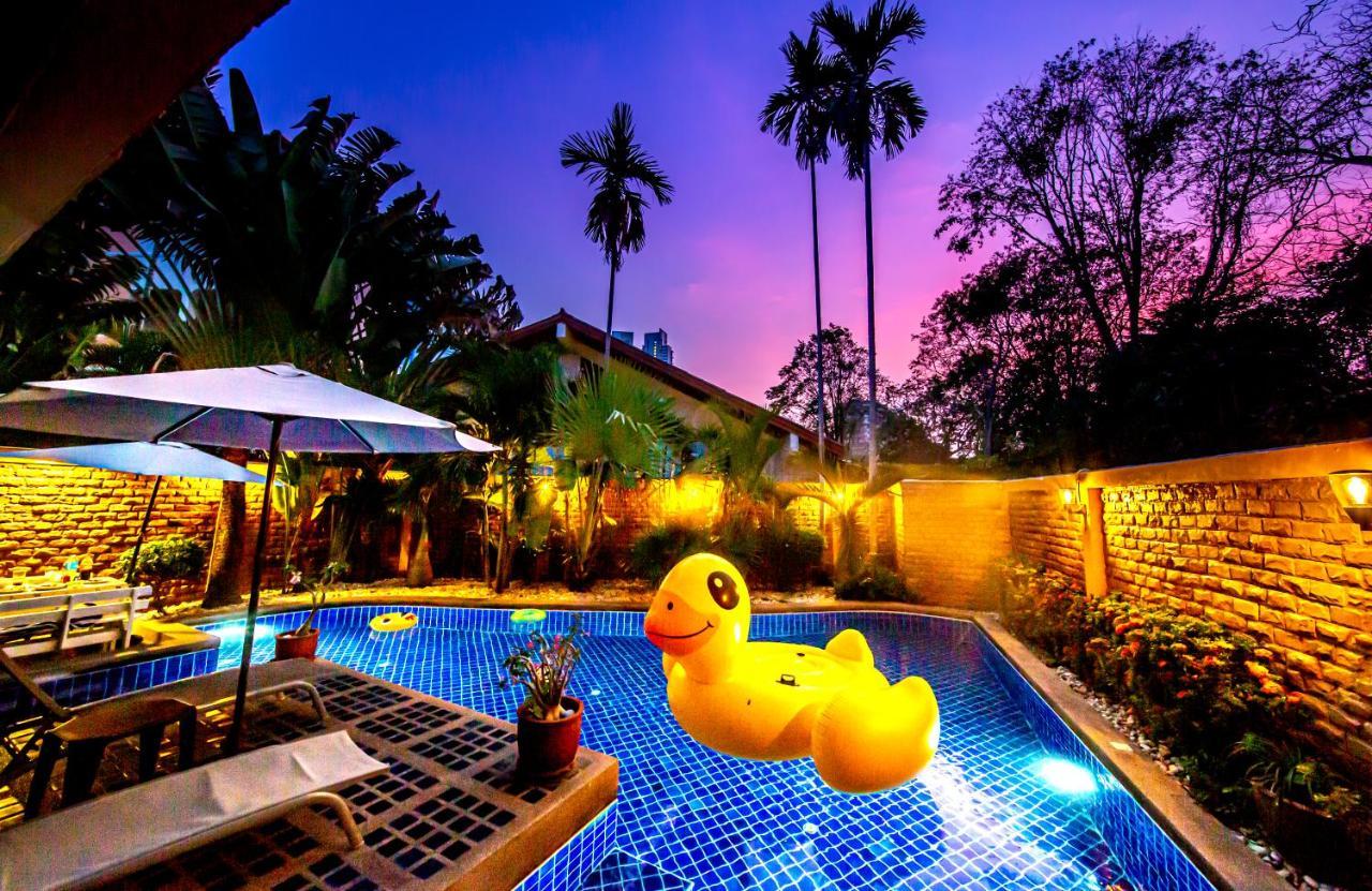 4poolvillas *