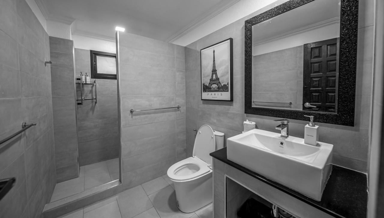 4poolvillas