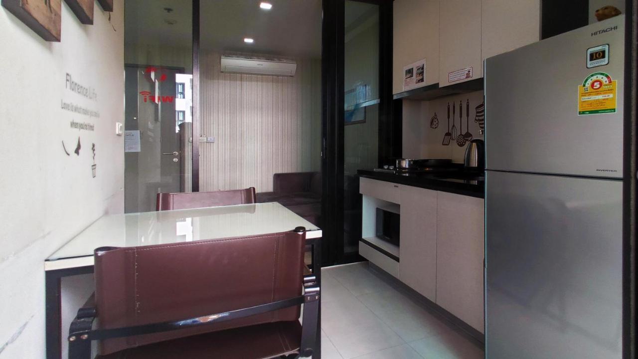 Many The Base Apartment *