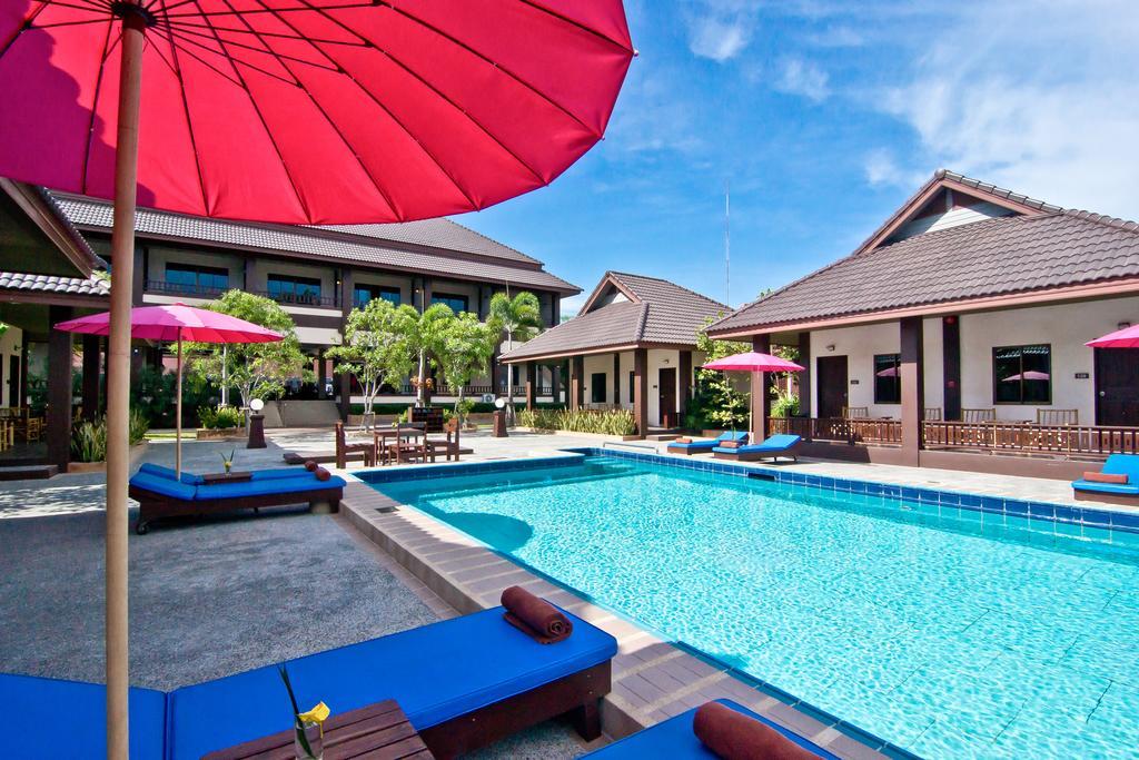 Rose Bay Resort Pattaya