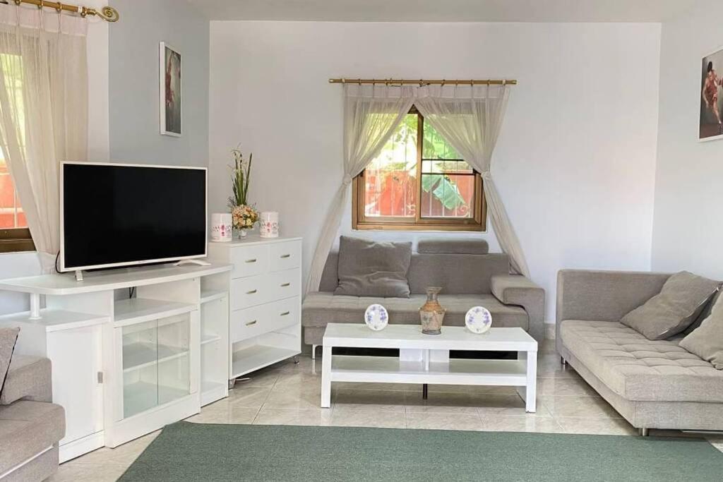 Quiet Village,beach 3km,pool House,bbq Snoker * Pattaya