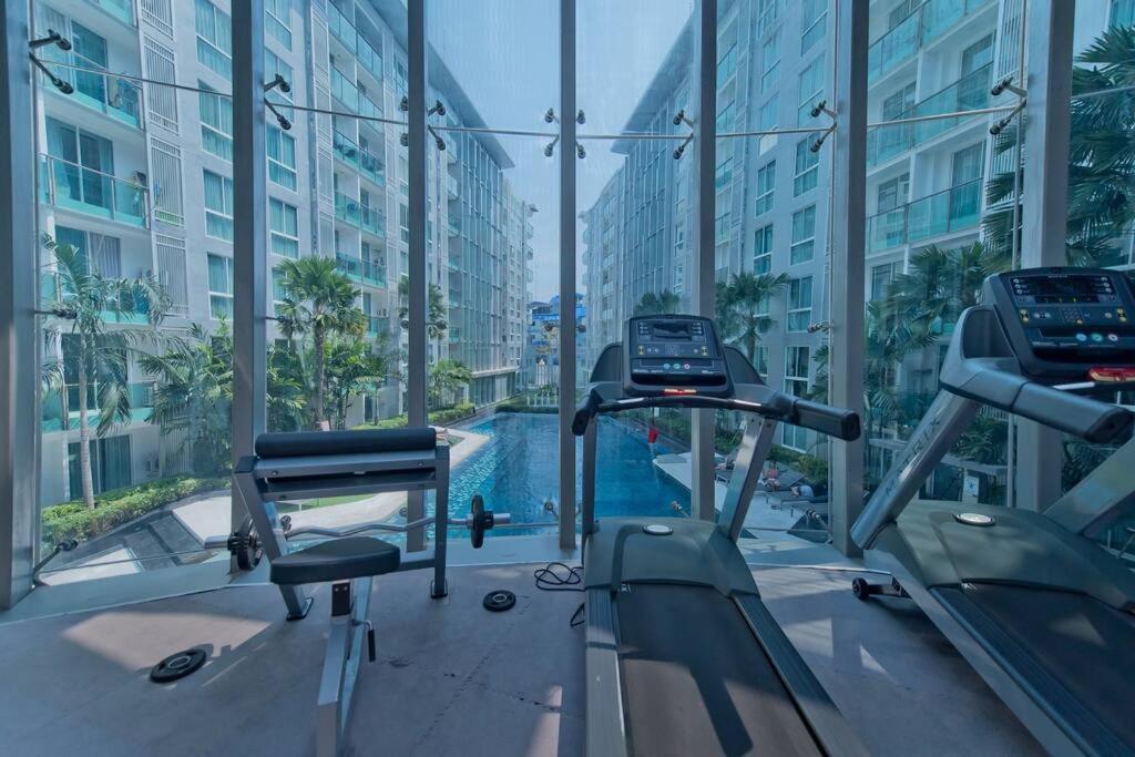 Getaway In Center Apartment