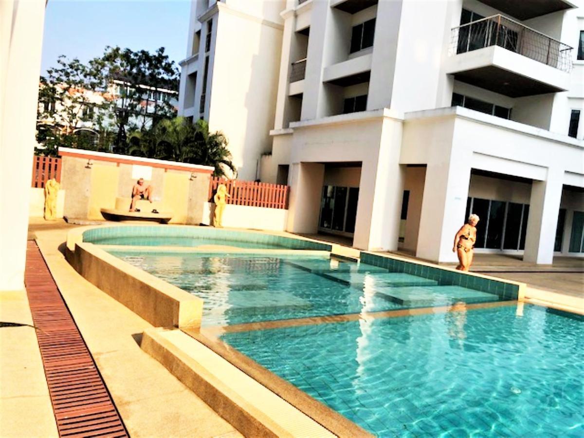Platinum Suites, Thepprasit Road - Large Floor Pattaya