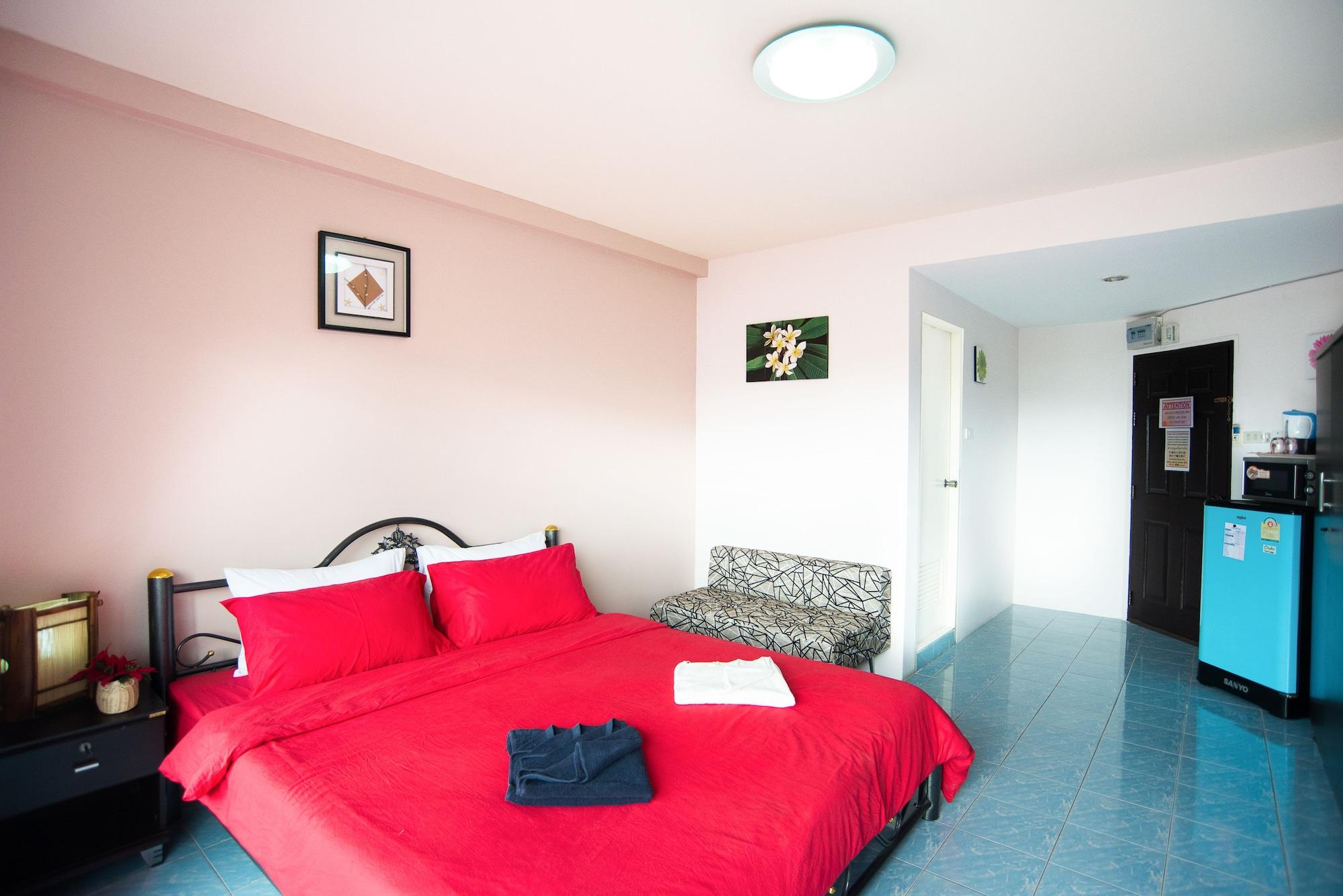 Pattaya Holiday Lodge Apartment