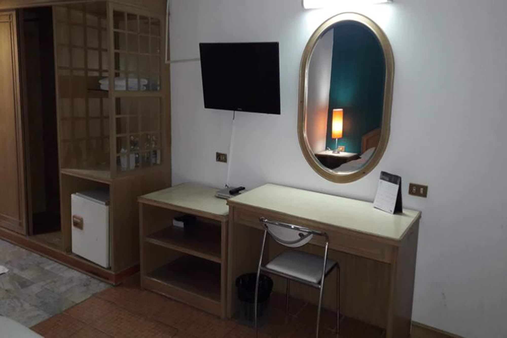 Garden Paradise Hotel 3*