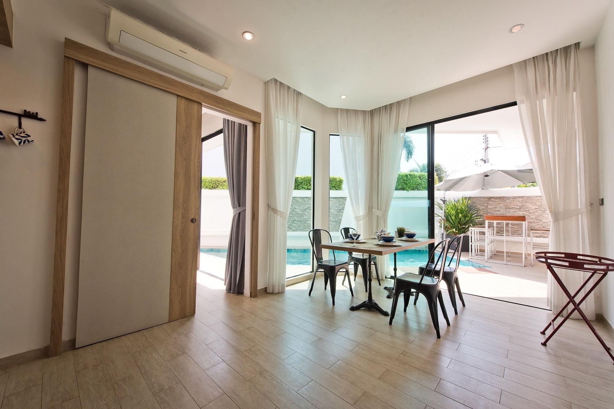 Tropicana Pool Villa Pattaya