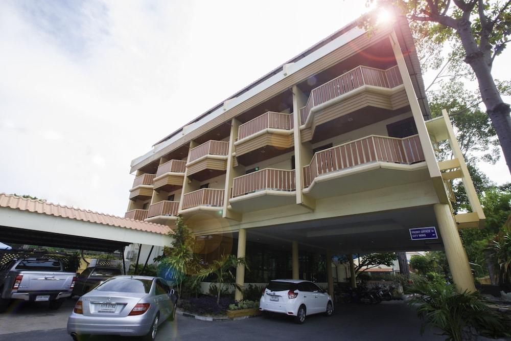 Twin Palms Pattaya, Sha Extra Certified