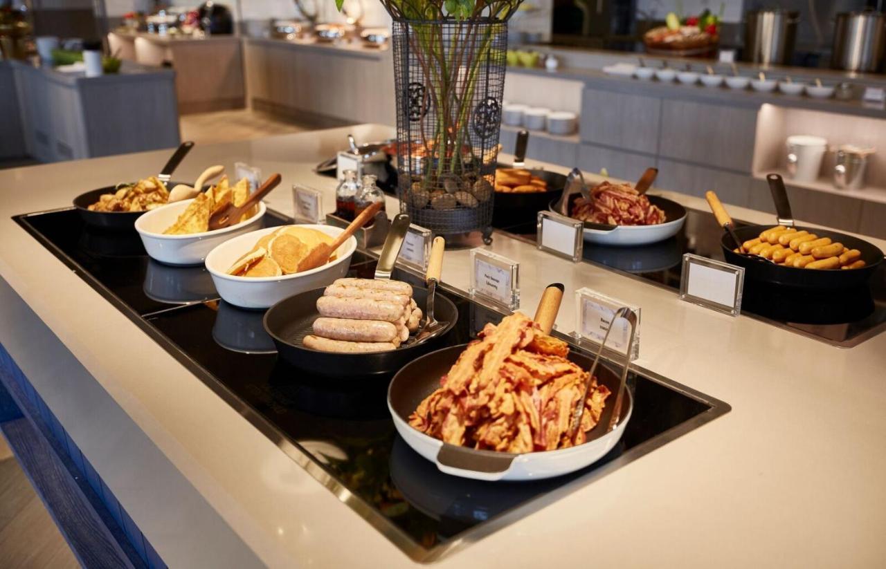 Grande Centre Point Hotel 5*