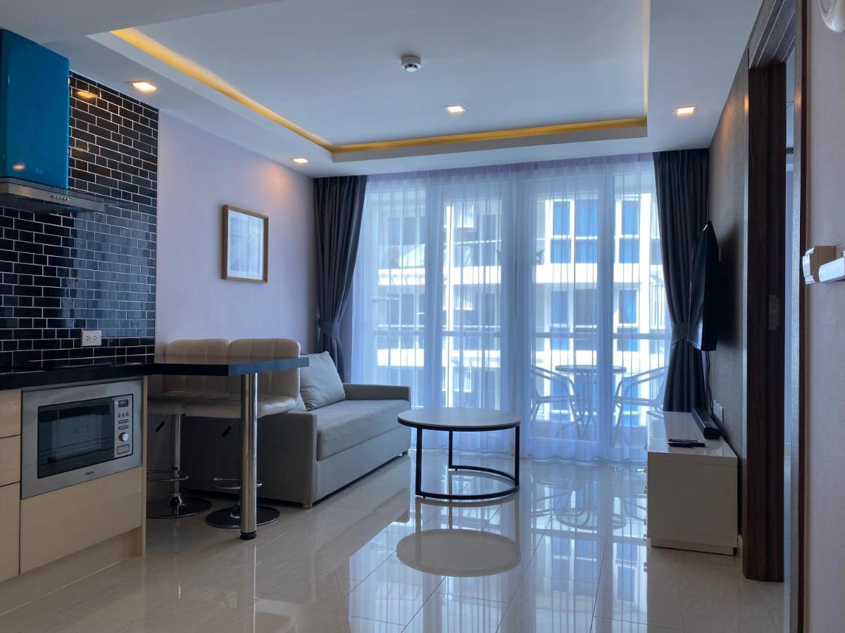 Grand Avenue By Bormon Pattaya