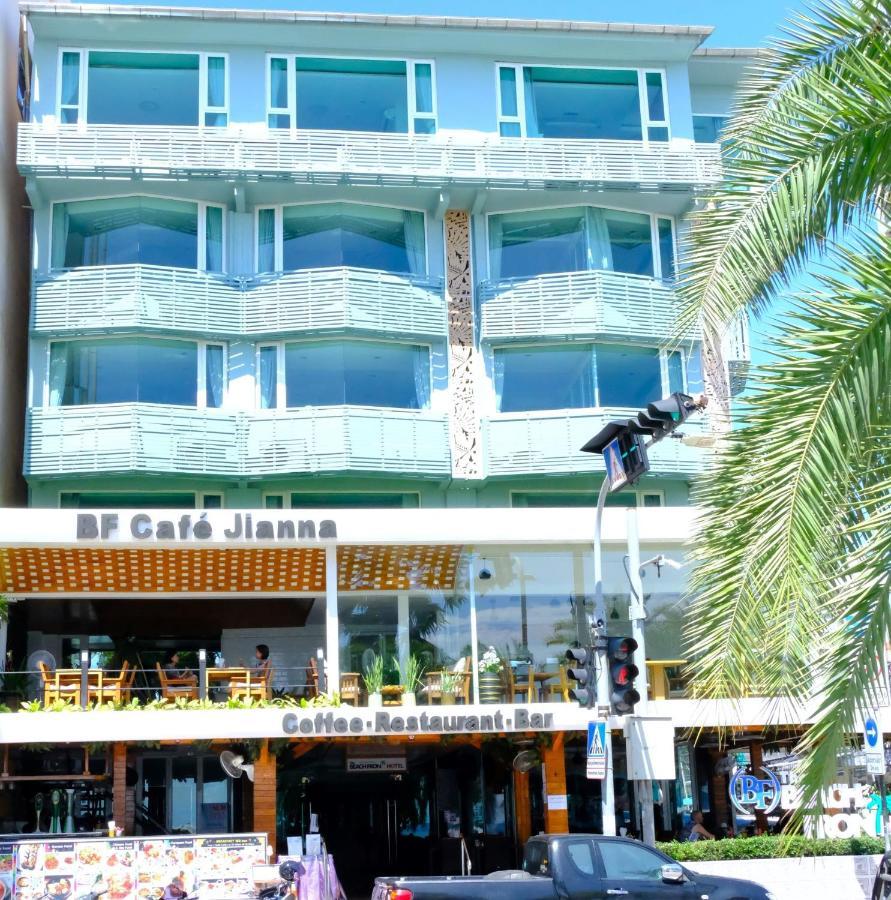 The Front Resort, Hotel 3*