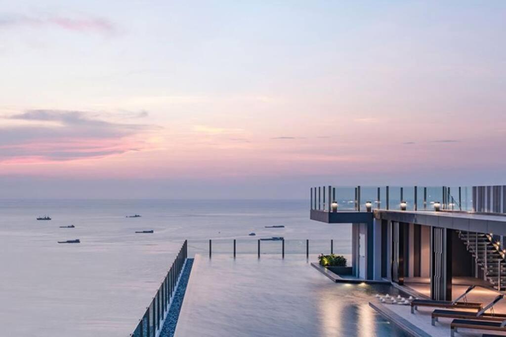 The Base Center Of Rooftop Swimming Pool Apartment Pattaya