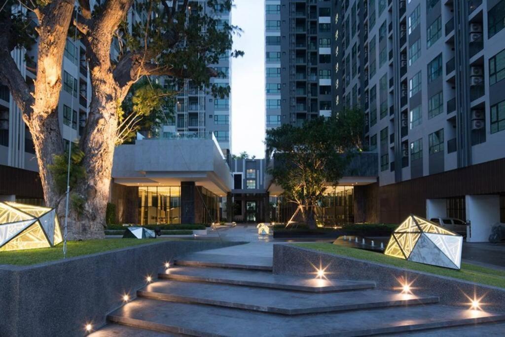 The Base Center Of Rooftop Swimming Pool *